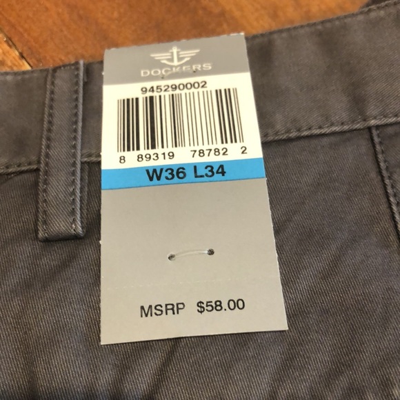 Dockers field khaki pants. Flat front, straight leg. Size 36x34. Dark blue. NWT! - Picture 5 of 7